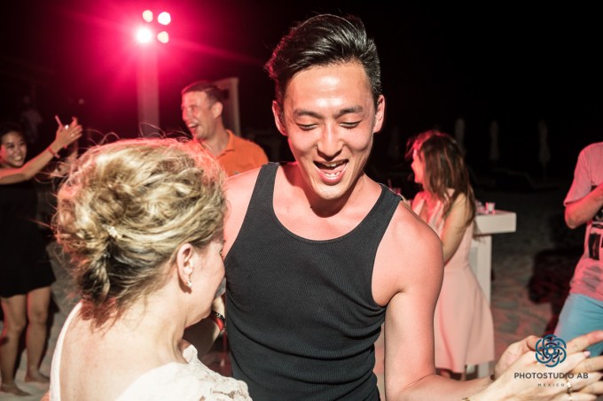 weddingphotographymoonpalaceCancun58