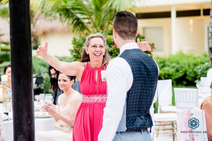 WeddingphotographyAzulsensatoriCancun038