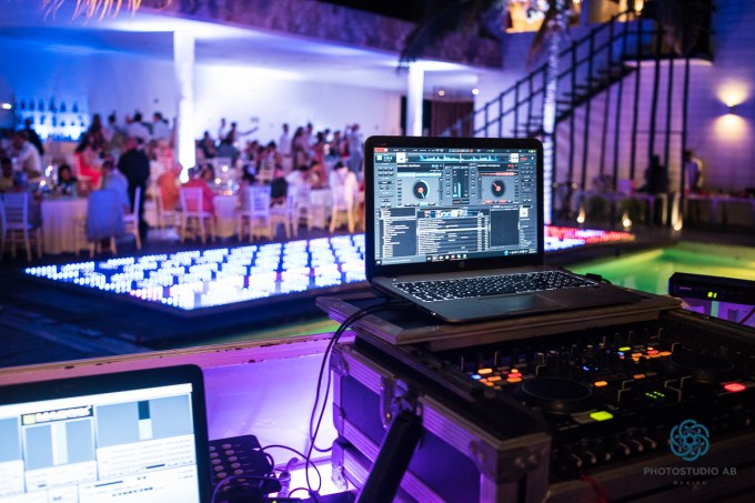 Weddingphotoplayadelcarmen045